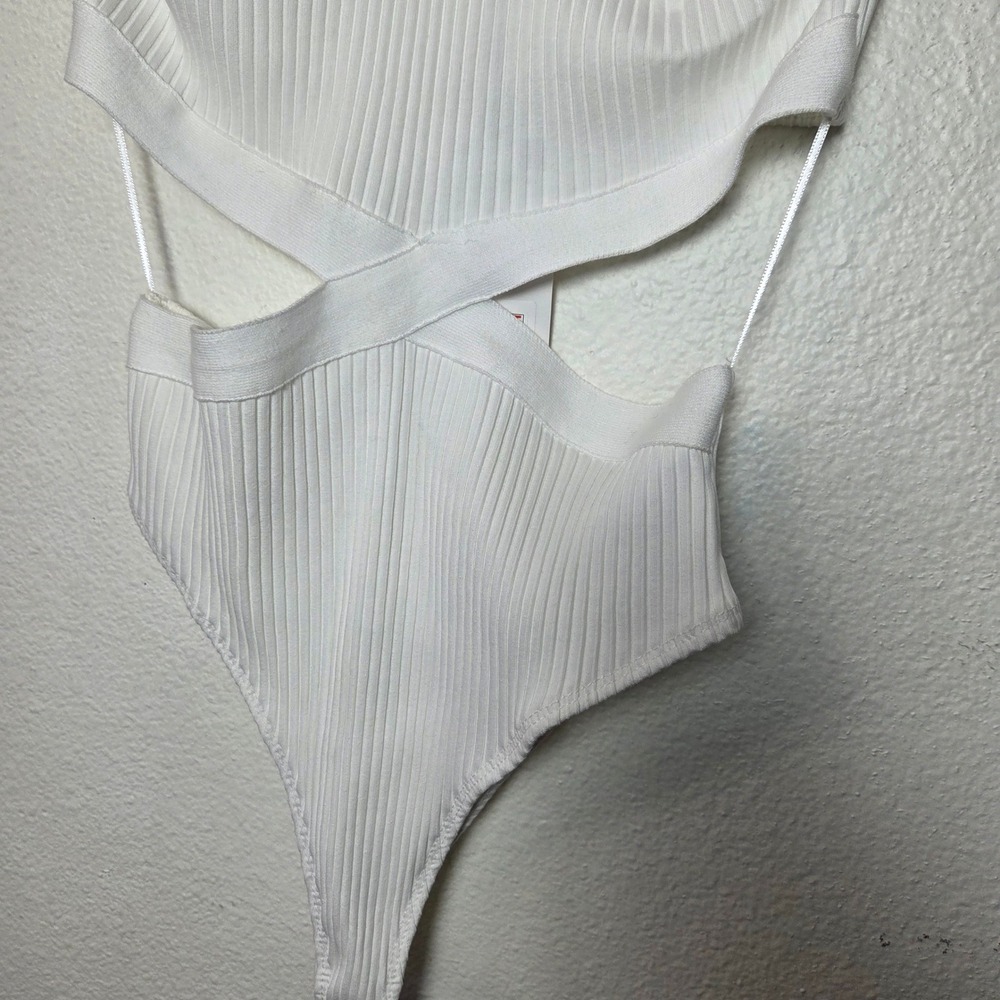 NWT Zara Ribbed Cutout Bodysuit Womens Large Halter Strappy Y2K Festival - Picture 4 of 7